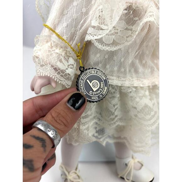 VTG Brinns Collectible Edition Doll “Heidi” Porcelain Doll with Stand - Picture 7 of 13